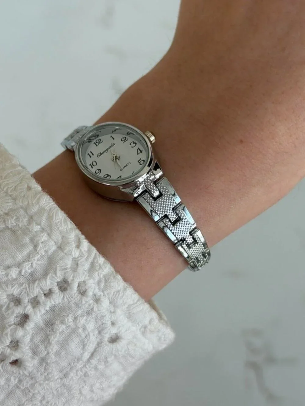 Sku0509 Retro Silver White dial Women Casual Oval Watch Bracelet‎ + gift box